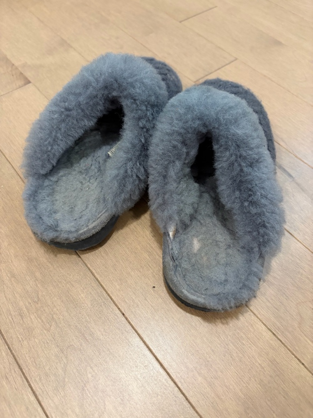 BearPaw Women's Gray Shearling Lined Slippers